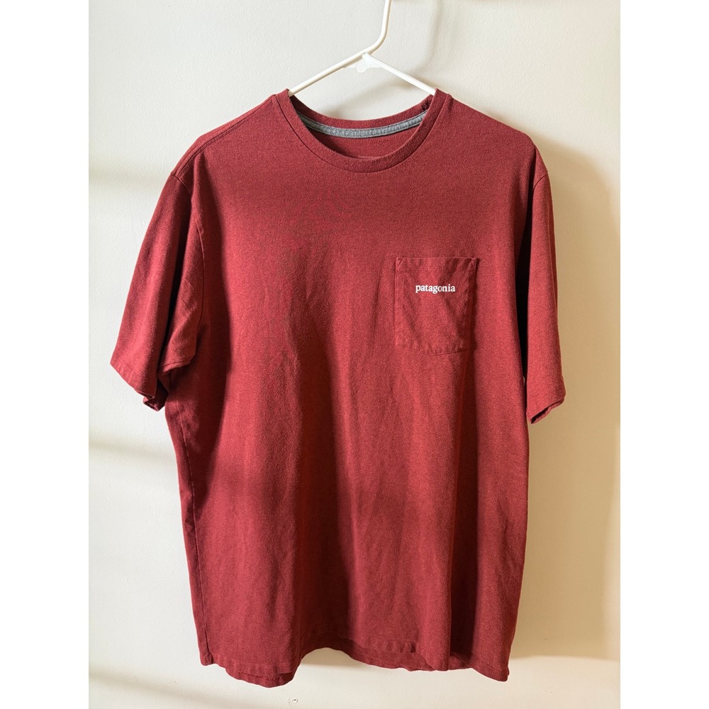 Patagonia Responsibili-Tee Mens Large Red Pocket T-Shirt Recycled Cotton Blend